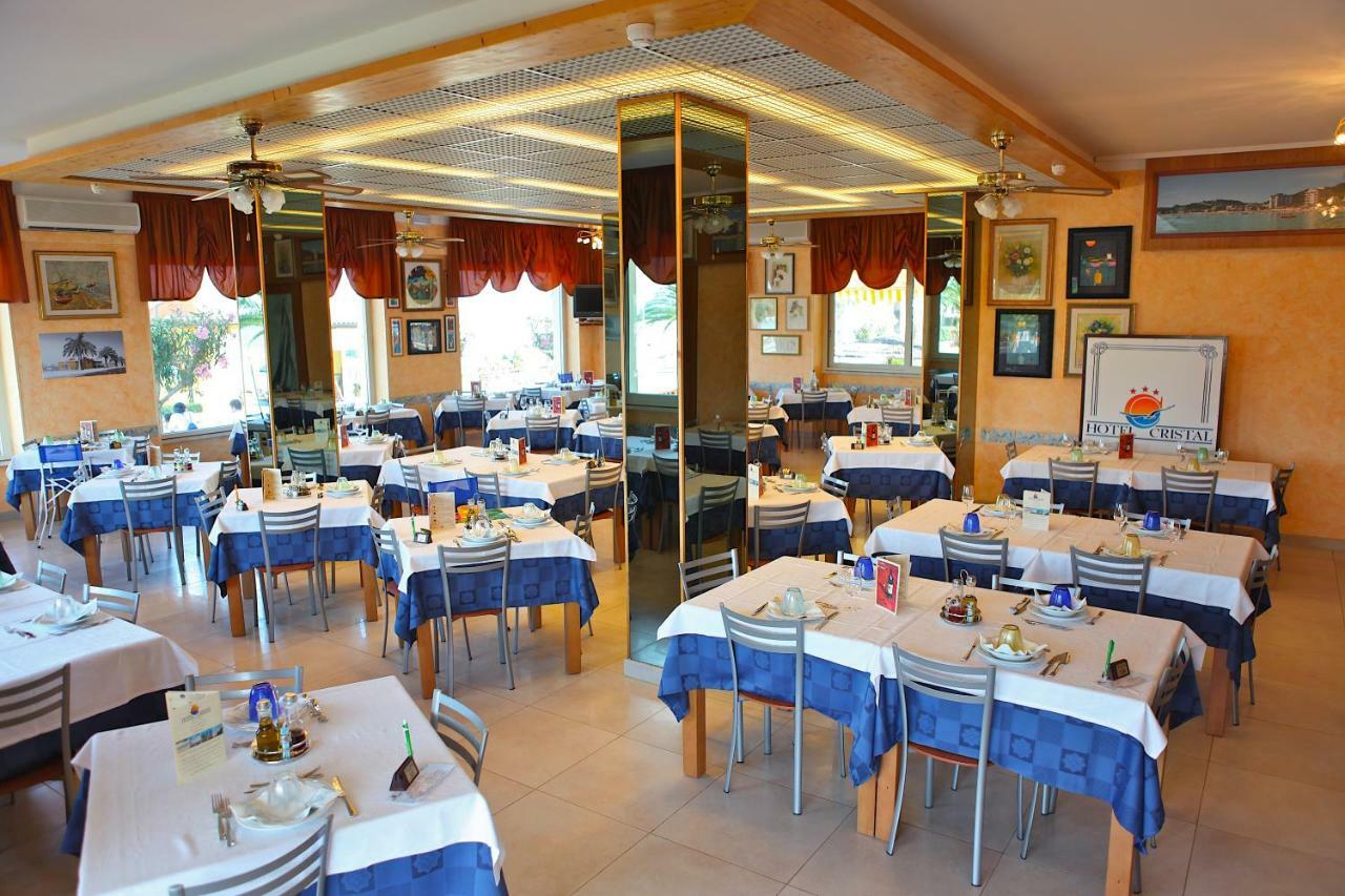 Hotel Cristal Cupra Marittima Eksteriør billede